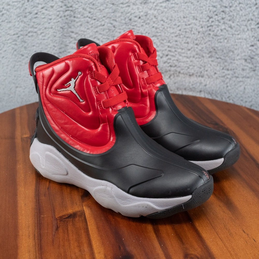 Sz 1Y Nike PS Air Jordan Drip 23 Rain Snow Winter Boots Black/Red CT5798-006